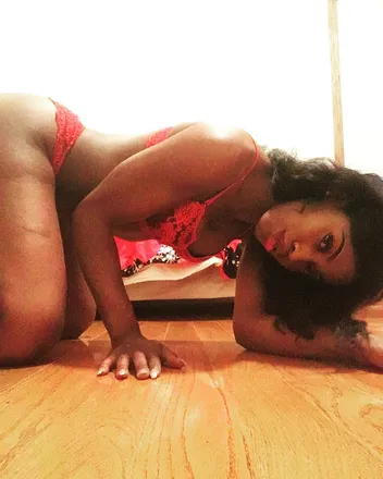 OnlyFans cuenta godessbratt header 2
