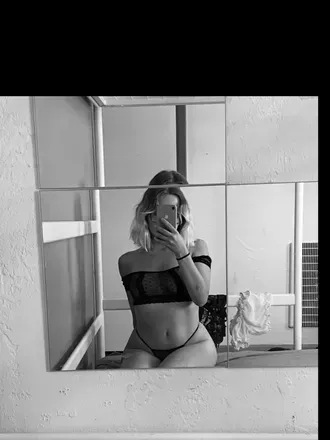 OnlyFans cuenta shyshy3241 header 2