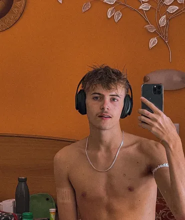 OnlyFans cuenta u105760239 header 2