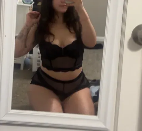 OnlyFans cuenta babyyroyalxx avatar 1