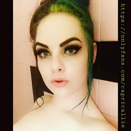 OnlyFans cuenta capricallie avatar 1