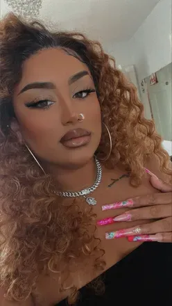 OnlyFans cuenta curlybabe12 avatar 1
