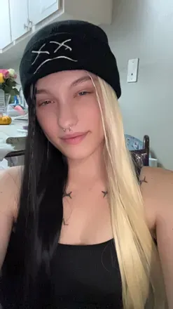 OnlyFans cuenta av3riindig0 avatar 1