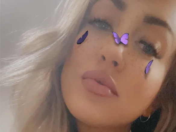 OnlyFans cuenta halskitchen header 2