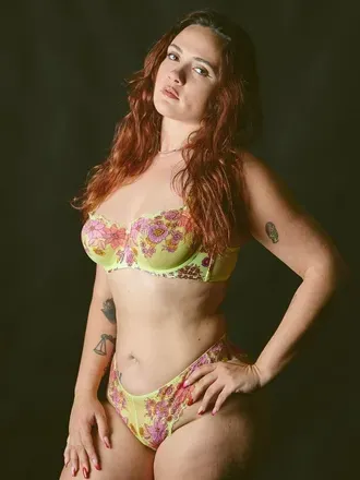 OnlyFans account  rolliibaddii avatar 1