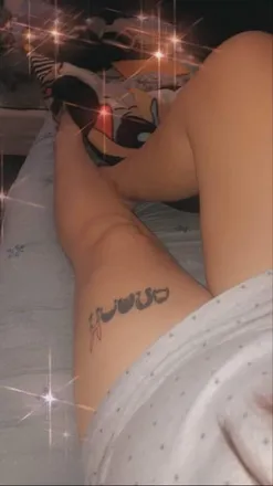 OnlyFans cuenta hotmessmama90 header 2