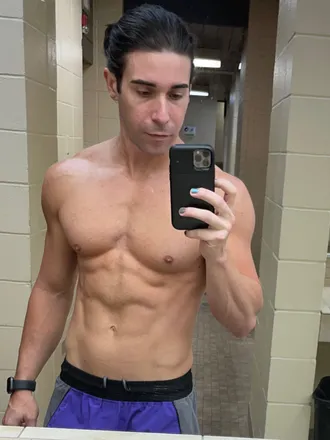 OnlyFans account  leostagg header 2