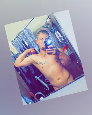 OnlyFans cuenta spazzidfwu69 header 2