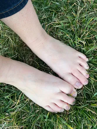 OnlyFans cuenta arlie.feet.babe avatar 1