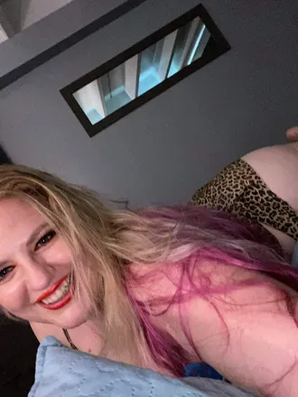 OnlyFans account  ashbeeash avatar 1