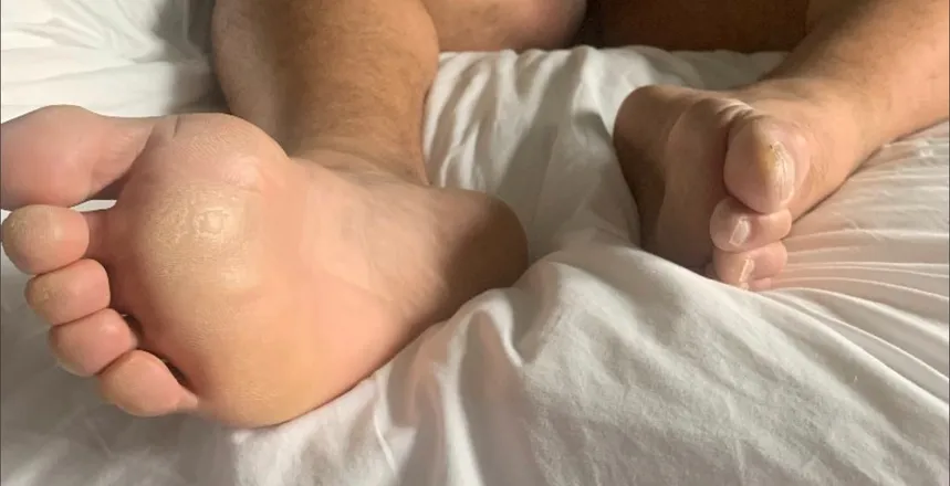 OnlyFans cuenta domfootgiant header 2