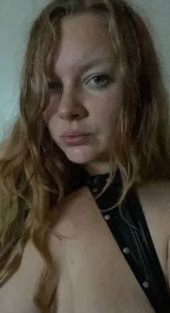 OnlyFans cuenta theplayfulpeach header 2