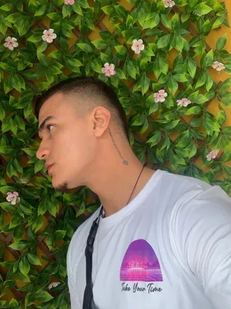 OnlyFans cuenta sebass_2000 avatar 1