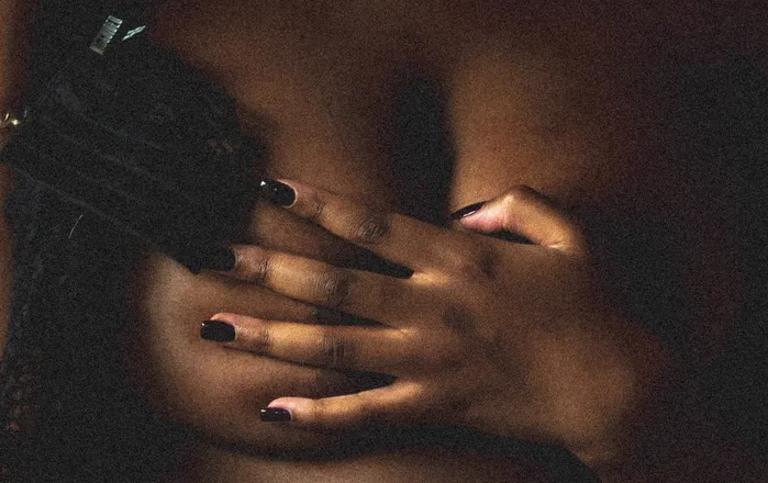 OnlyFans cuenta n.ade_ine.b header 2