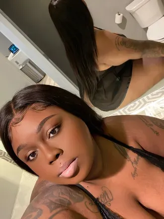 OnlyFans cuenta aviancademontime avatar 1