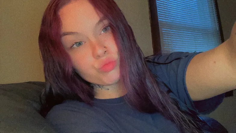 OnlyFans cuenta pretty-girl1716 header 2