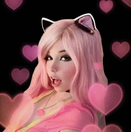 OnlyFans account  belledelphine avatar 1