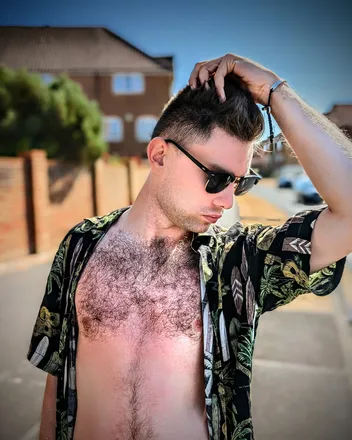 OnlyFans cuenta lvgay header 2