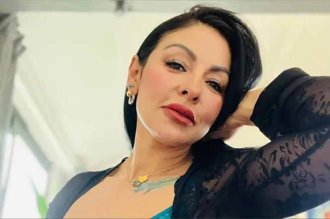 OnlyFans cuenta meztizacruk header 2