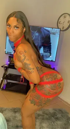 OnlyFans account  osoprettylalaa avatar 1