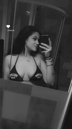 OnlyFans cuenta theresas1207 header 2