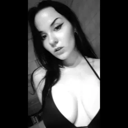 OnlyFans cuenta bratty_poison avatar 1