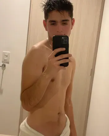 OnlyFans account  faveexplosion header 2