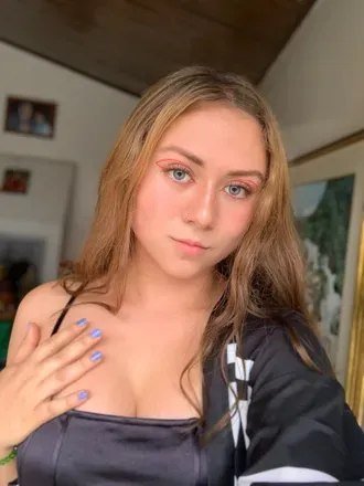 OnlyFans account  serena_tsukino11 avatar 1