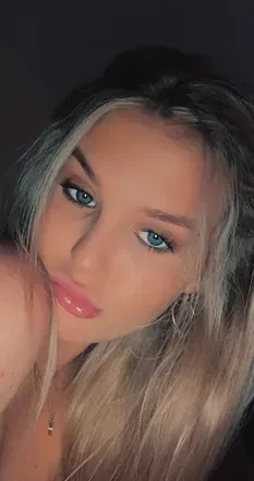 OnlyFans of avessss