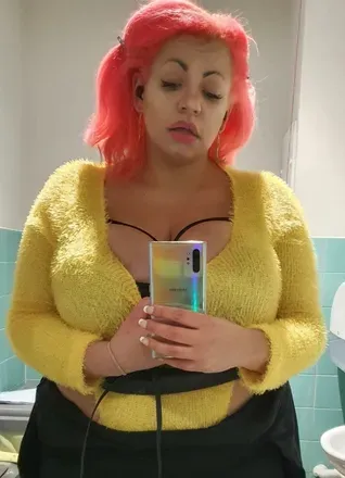 OnlyFans cuenta bustymcbigtits avatar 1