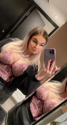 OnlyFans cuenta babyelle00 avatar 1
