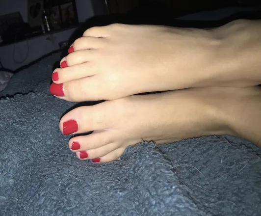 OnlyFans cuenta barefootbunnyshan header 2