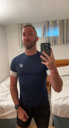 OnlyFans cuenta u27644253 header 2