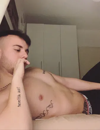 OnlyFans cuenta realfrancesco header 2