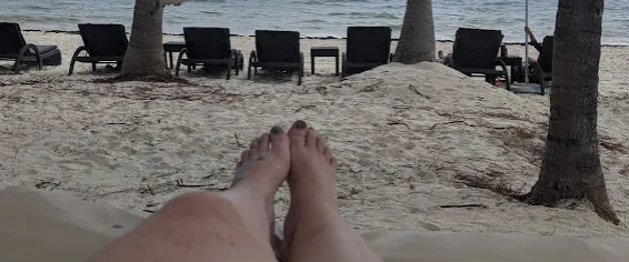 OnlyFans cuenta sweetfeetleo header 1