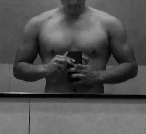 OnlyFans cuenta thesilentstature avatar 1
