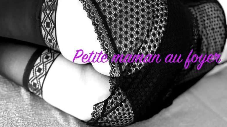OnlyFans cuenta petitemamanaufoyer header 2