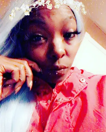 OnlyFans account  notyouraveragefreak header 2
