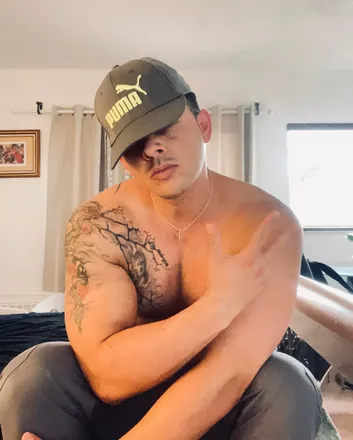 OnlyFans cuenta u195139508 header 2