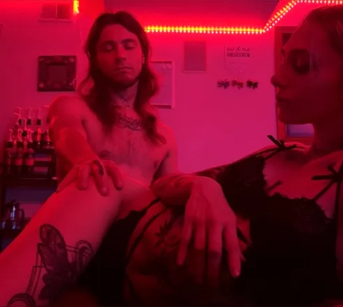 OnlyFans cuenta flamingxrose header 2
