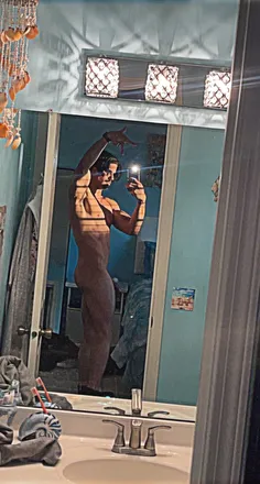 OnlyFans cuenta mrnobodylol header 2