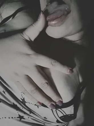 OnlyFans cuenta lulisriv avatar 1