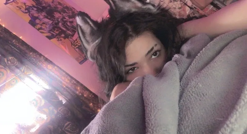 OnlyFans cuenta droolypupp header 2