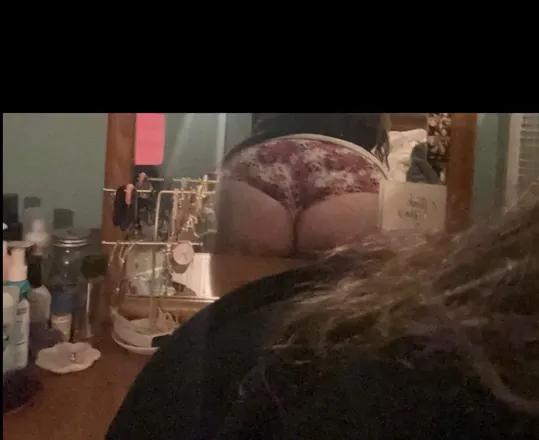 OnlyFans cuenta biggirlgetswet header 2
