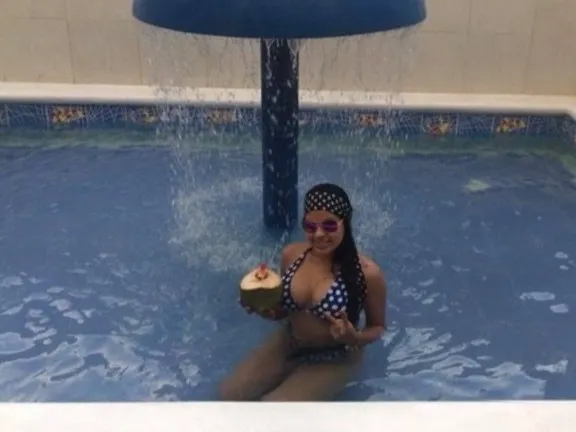 OnlyFans cuenta myalejandra1 header 2