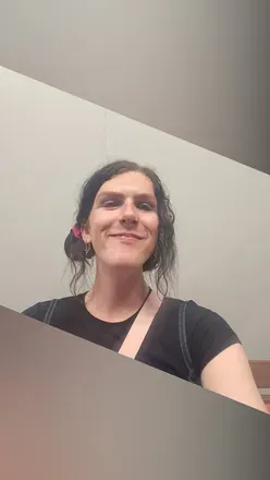OnlyFans account  hollyswoodcutie avatar 1