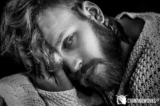 OnlyFans cuenta julian_israel header 2