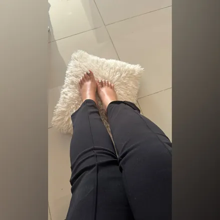 OnlyFans cuenta arane26 header 2