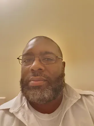 OnlyFans cuenta kevinthegeekmd avatar 1