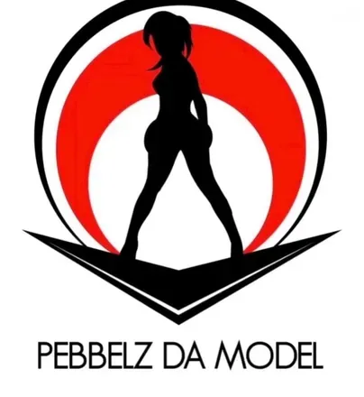 OnlyFans cuenta pebbelzdamodel header 2